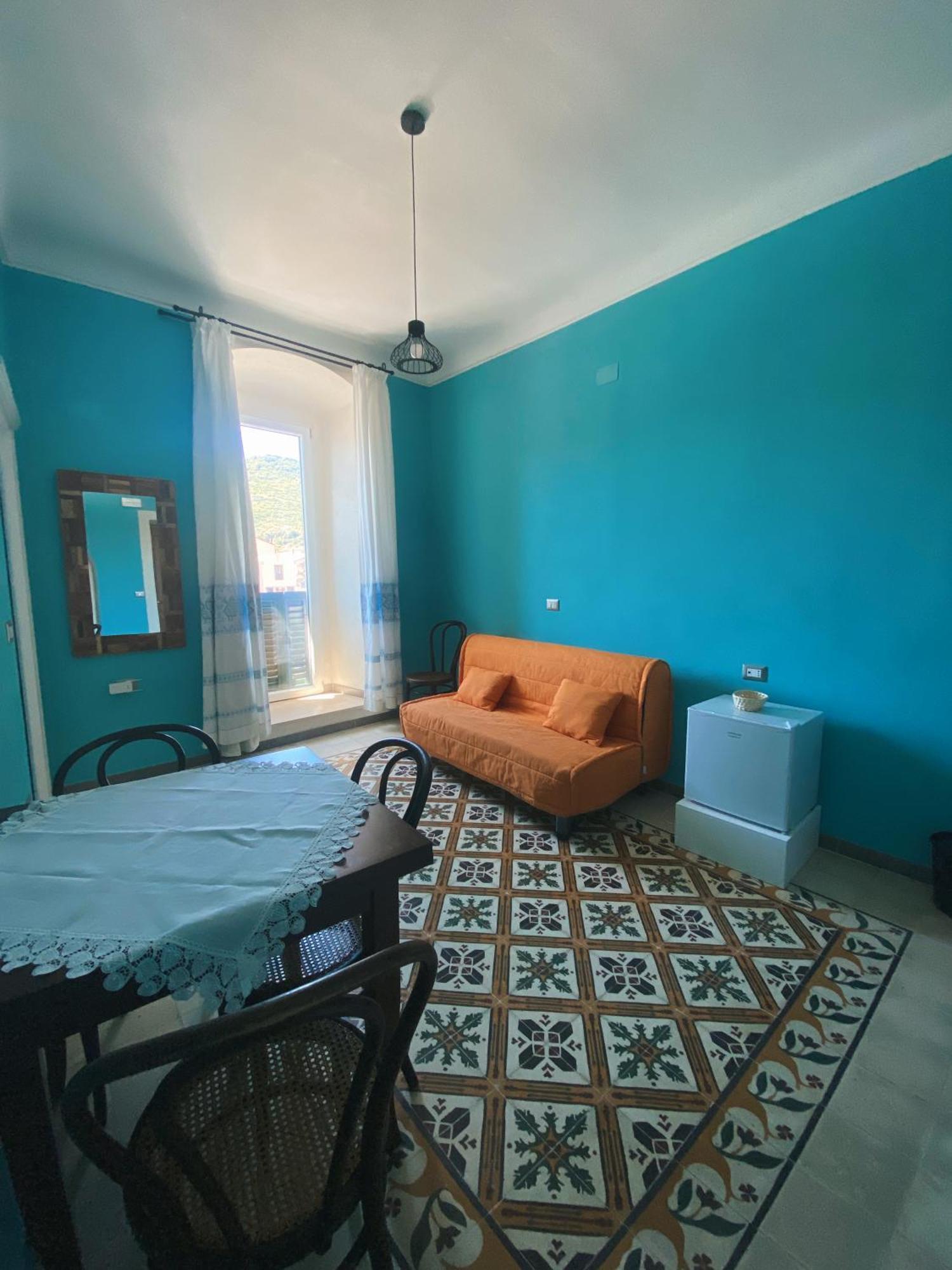 فندق Tra I Due Ponti بوسا المظهر الخارجي الصورة